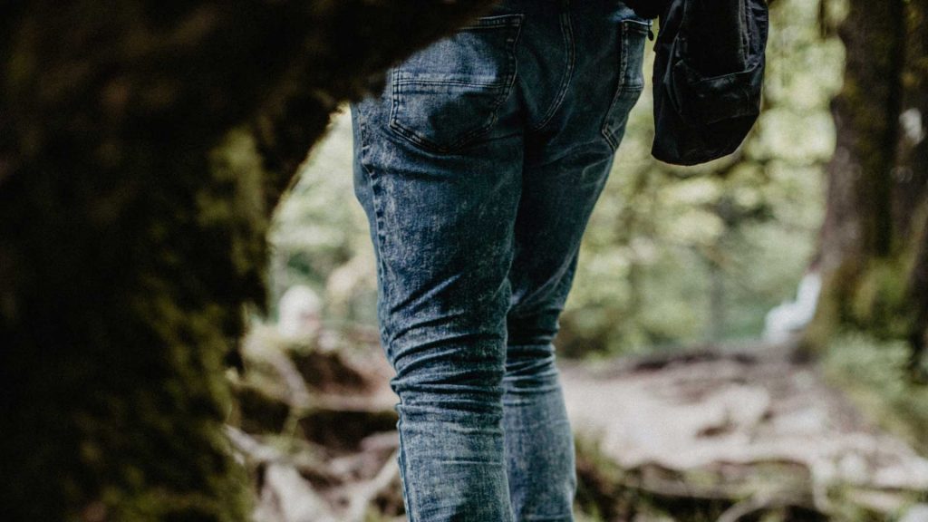 Top-4-Women’s-Hiking-Pants-in-2020-on-LifeHack