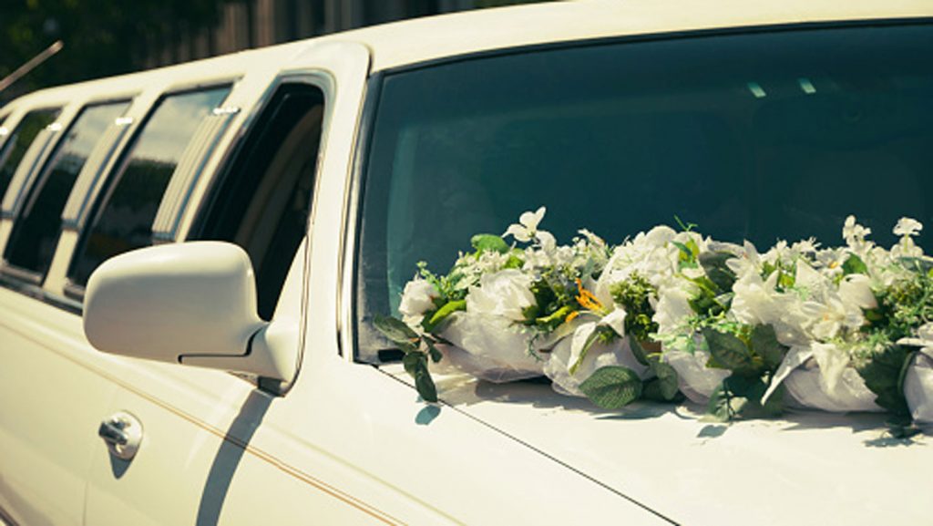 5-Tips-to-Choose-the-Best-Limo-Service-for-Your-Wedding-on-lifehack