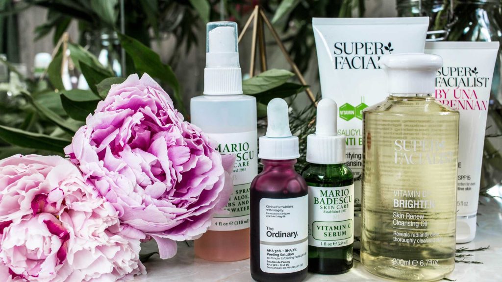 Everything-You-Need-to-Know-About-Facial-Serum-on-lifehack