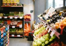 Nearest-Grocery-Stores-and-Pickup-Points-Right-Away-on-LifeHackUs