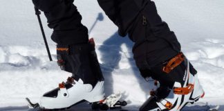 Useful-Tips-to-Select-the-Best-Ski-Boots-for-You-on-LifeHack