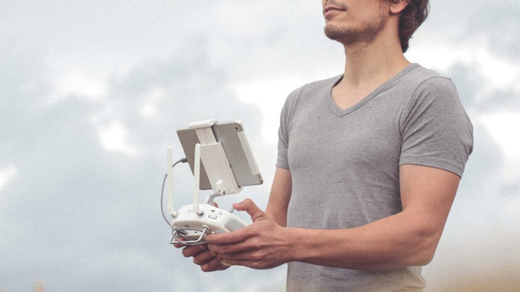 Top-Accessories-Along-With-Drones-for-Filmmaking-on-LifeHack